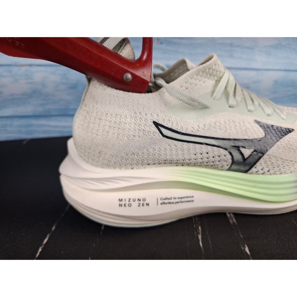 Mizuno Neo Zen Running Shoes White Soft Purple Green Cushioned Trainer Size 9 - Picture 10 of 15